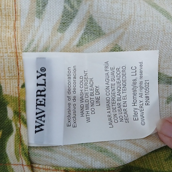 Four-piece floral print drapes - Picture 3 of 6